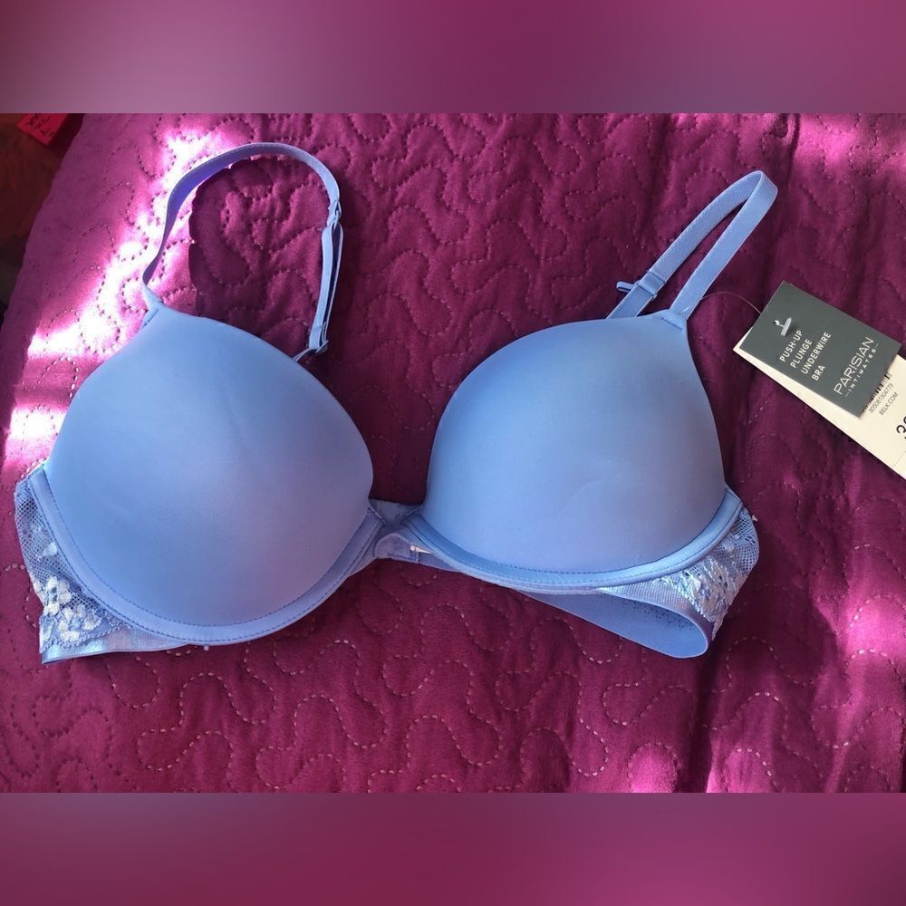 Blue underwire padded push up bra - 32D- new with tags